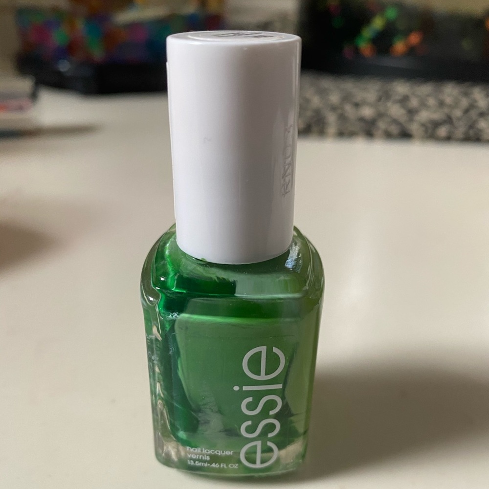 Essie Nails